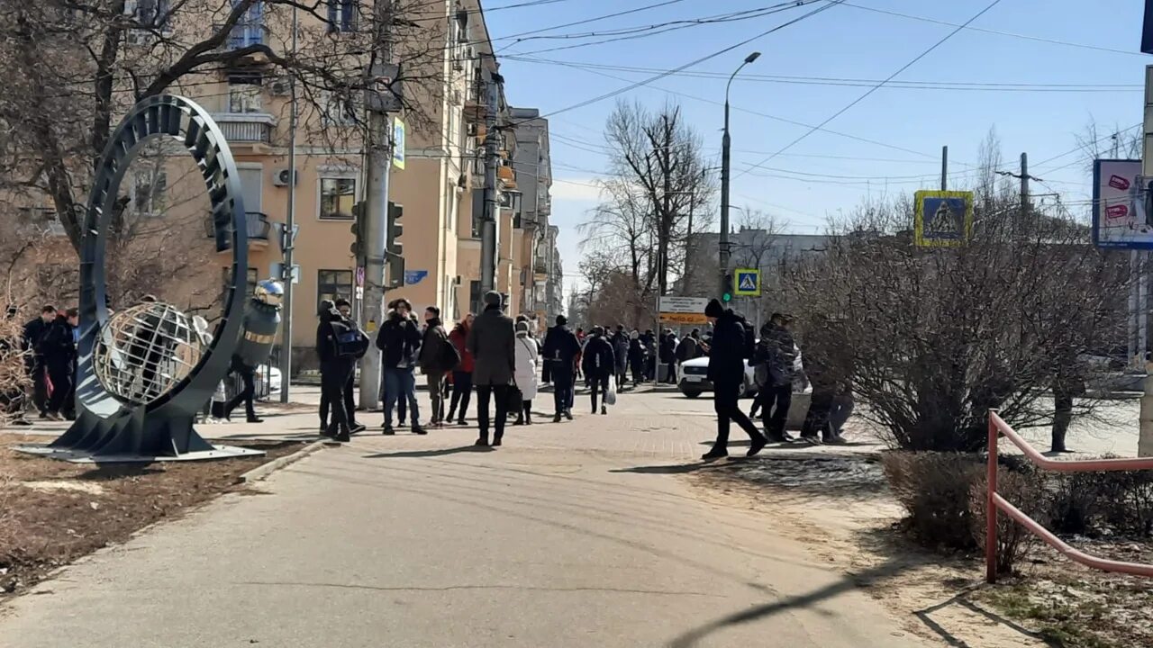 Волгоград весной. Заминировали Волгоград. Изюм город. Волгоград в марте. Украина последние новости на сегодня 17.03 2024