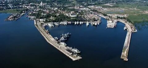 Порт ломоносов