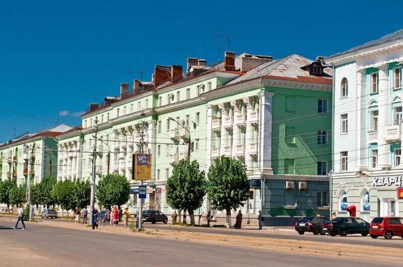 Сколько времени в дзержинске. Дзержинск 2005. Нижний Новгород город Дзержинск. Проспект Ленина 70 Дзержинск. Проспект Ленина 71 Дзержинск.