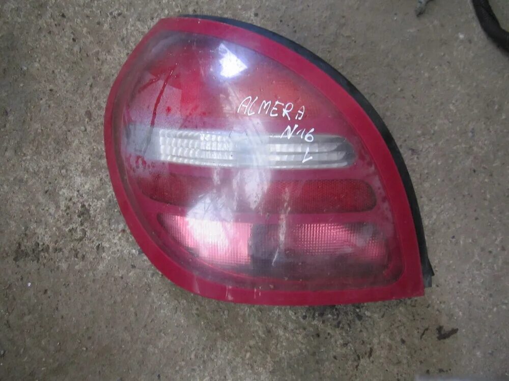 Задний противотуманный фонарь ниссан альмера g15. Nissan almera n16 фонари. Фонари задние альмера n16 седан. Задний фара на ниссан альмера. Задний фара на ниссан альмера.