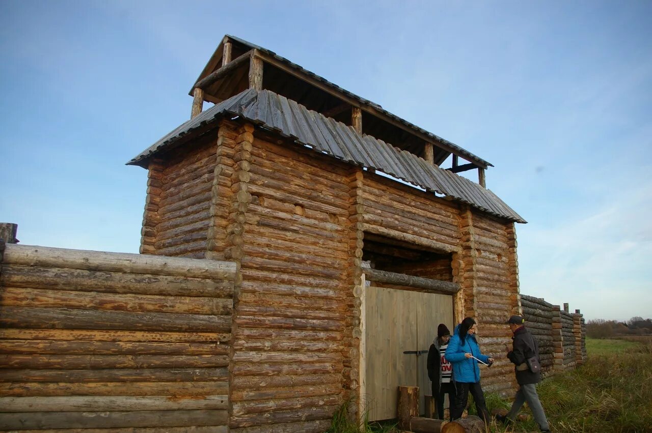 Александр мень. Самых истоков. Традиционная уральская изба. Японская каллиграфия. Русское традиционное жилище.