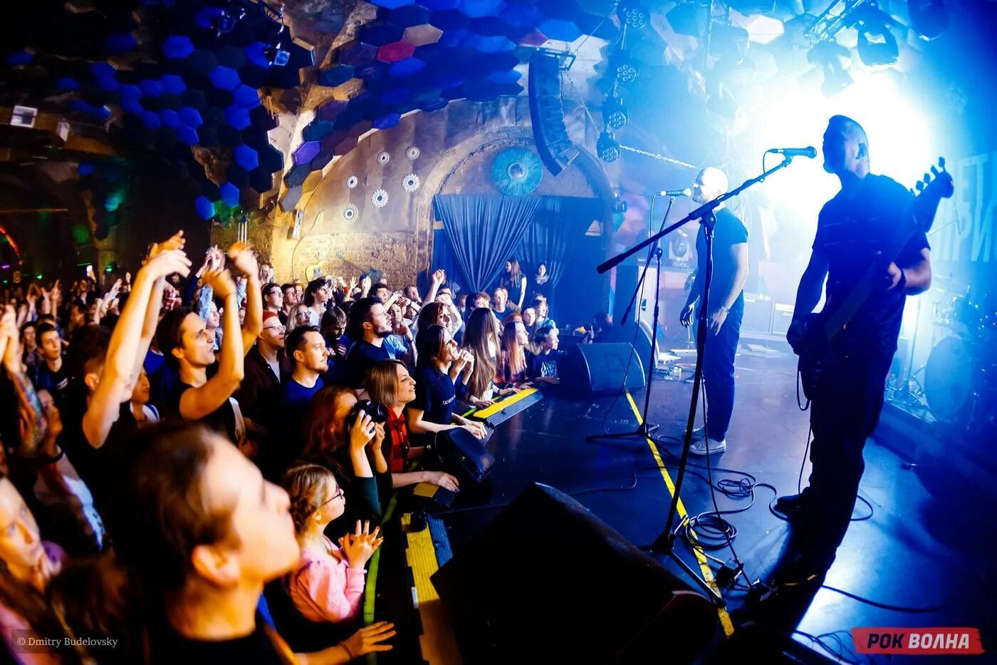 Стейдж стендап клаб санкт-петербург. Стейдж стендап бар. Стейдж стендап санкт петербург. Стейдж стендап санкт петербург. Стейдж стендап санкт петербург.