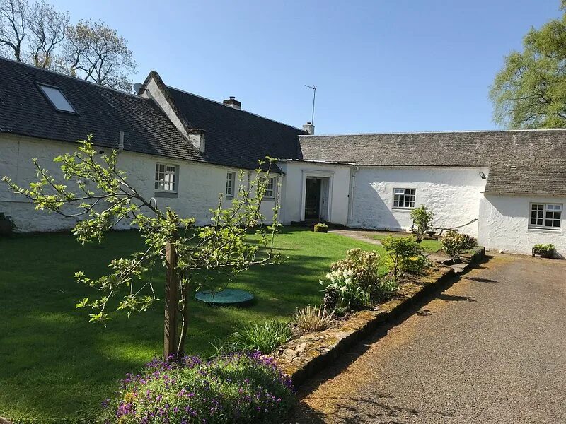 Ист килбрайд шотландия. East kilbride. Ист килбрайд. Ист килбрайд шотландия. Ист-килбрайд город в шотландии.