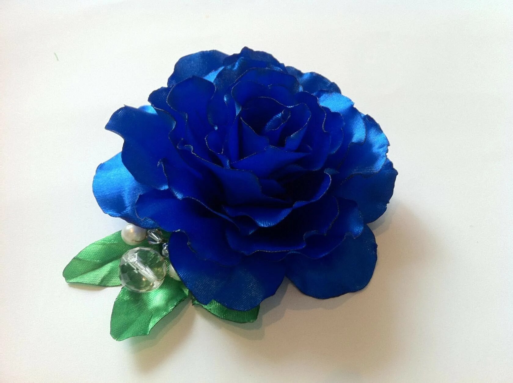 Брошь синий цветок. Синие поделки. Деревья из бисера голубого цвета. Синяя птичка из фетра. Синие поделки.