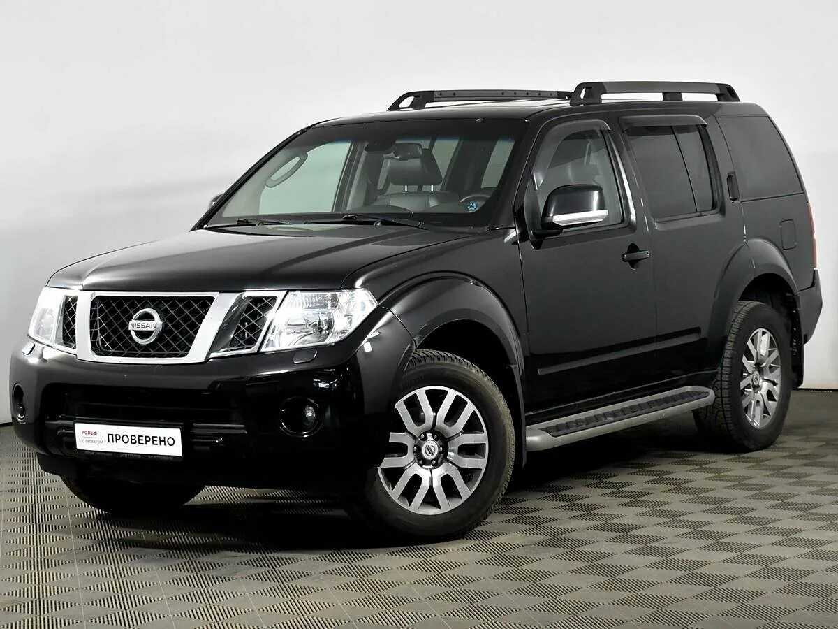 Купить авто до 1000000 рублей с пробегом. Ниссан Патфайндер 2010. Nissan Pathfinder 2010 года. Nissan Pathfinder 2010 Black. Ниссан Патфайндер 2010 черный.