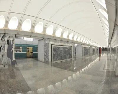 Метро достоевская закрыта