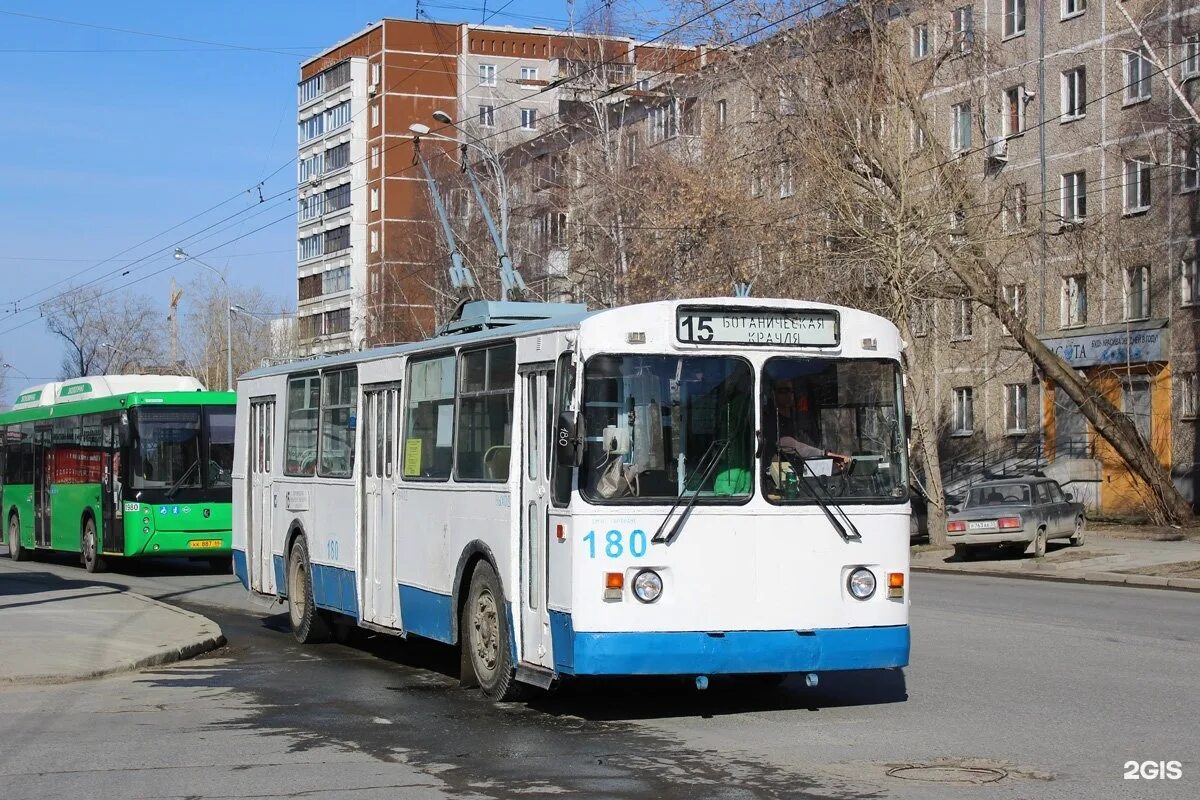 Екатеринбург-ЗИУ-682г-г00. ЗИУ 682 Екатеринбург. 15 Троллейбус Екатеринбург. 35 Троллейбус Екатеринбург.