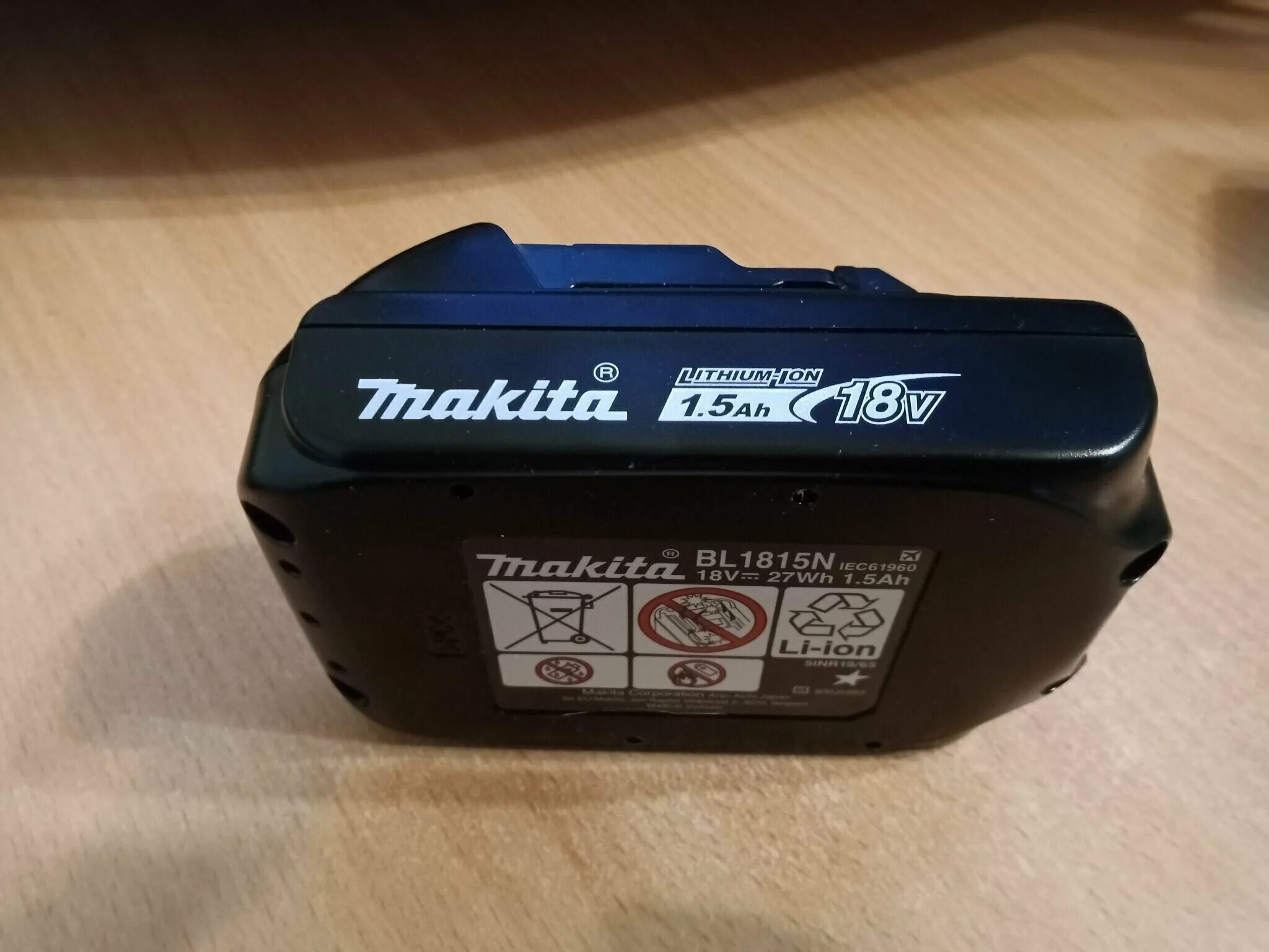 Аккумулятор Makita bl1815n. Аккумулятор Makita 18v BL. Аккумулятор Макита 18 вольт 1,5 а. Аккумулятор Макита 18 вольт. Купить батарею макита 18