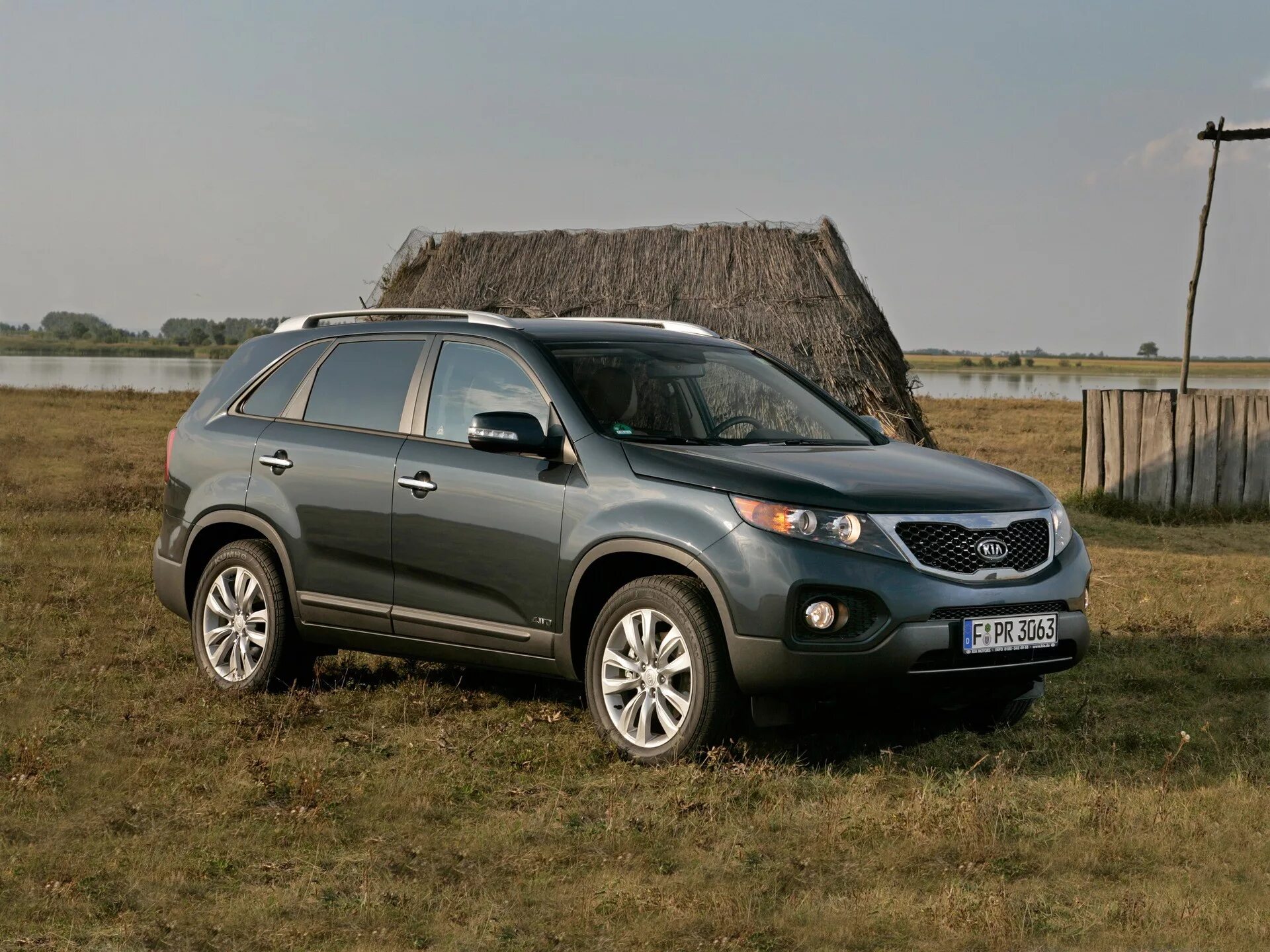 Иркутск купить соренто. Kia Sorento 2010. Kia Sorento 2009. Kia Sorento XM 2009. Kia Sorento XM 2010.