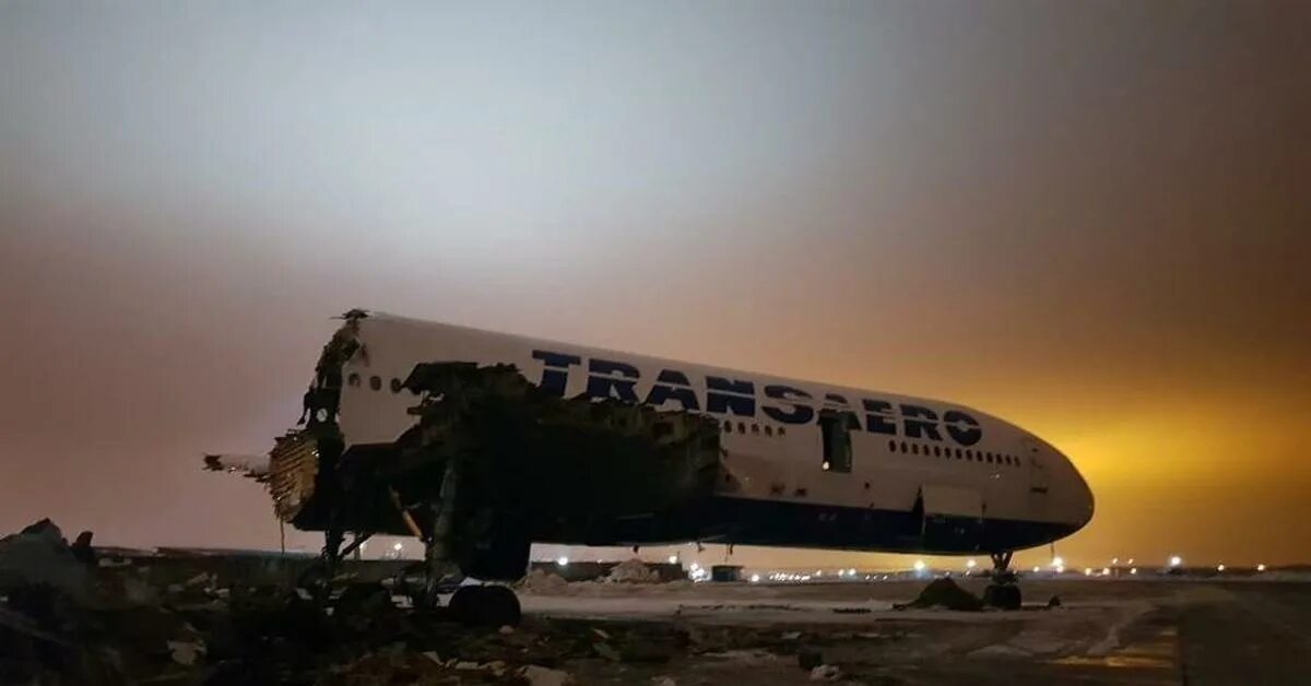 Заброшенные самолеты Трансаэро. Заброшенные самолеты Трансаэро в Домодедово. Кладбище самолетов Трансаэро. Трансаэро заброшенный. Самолет кидать