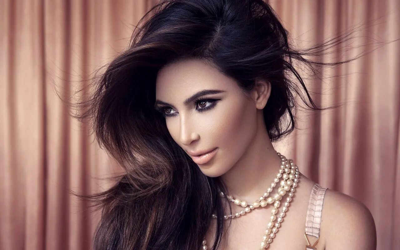 Kim Kardashian. RBV rfhlfizy. Очень красивый и стильный