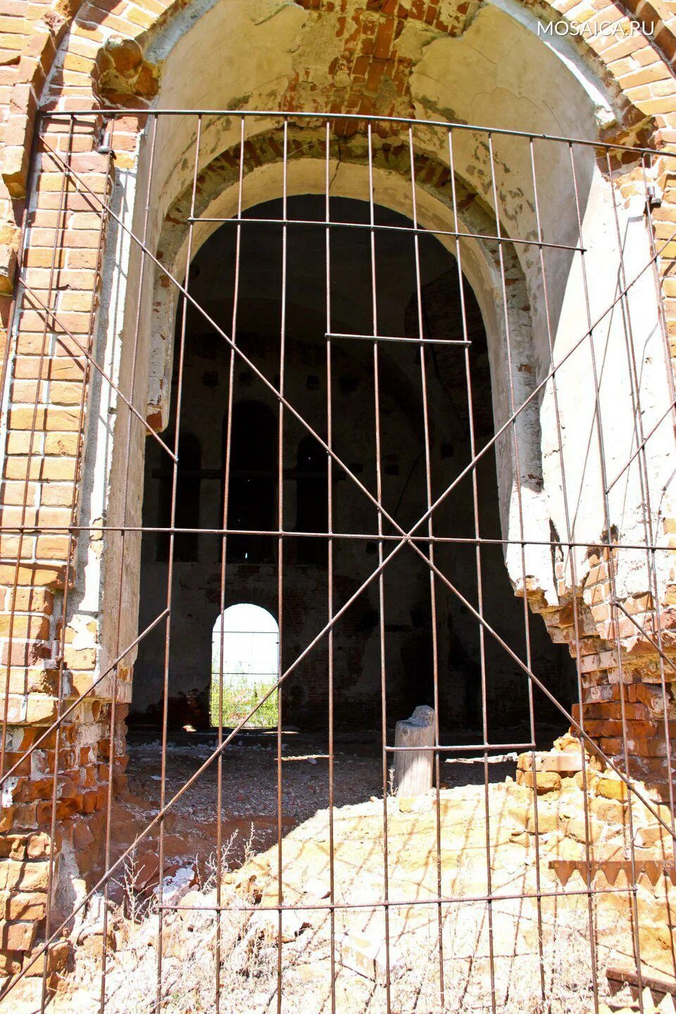 Село красная река Старомайнского района Ульяновской области. Красная речка Старомайнский район Церковь. Красная река Старомайнский район Ульяновская область. Храм в красной реке Ульяновская область.