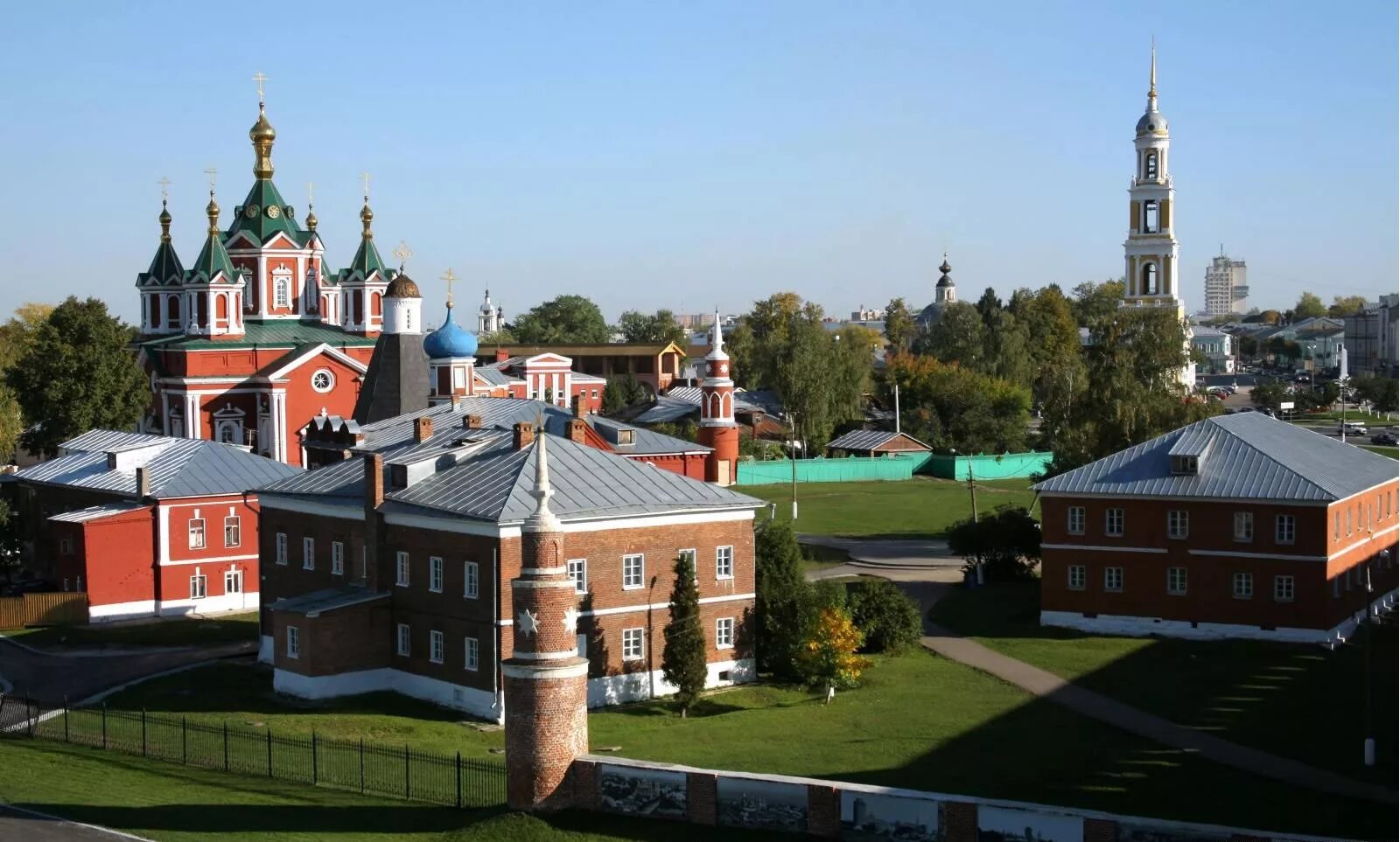 звенигород, московская область. город серпухов. голутвин коломна достопримечательности. московская область, город можайск, можайский кремль. савинно стврожевский монастырь.