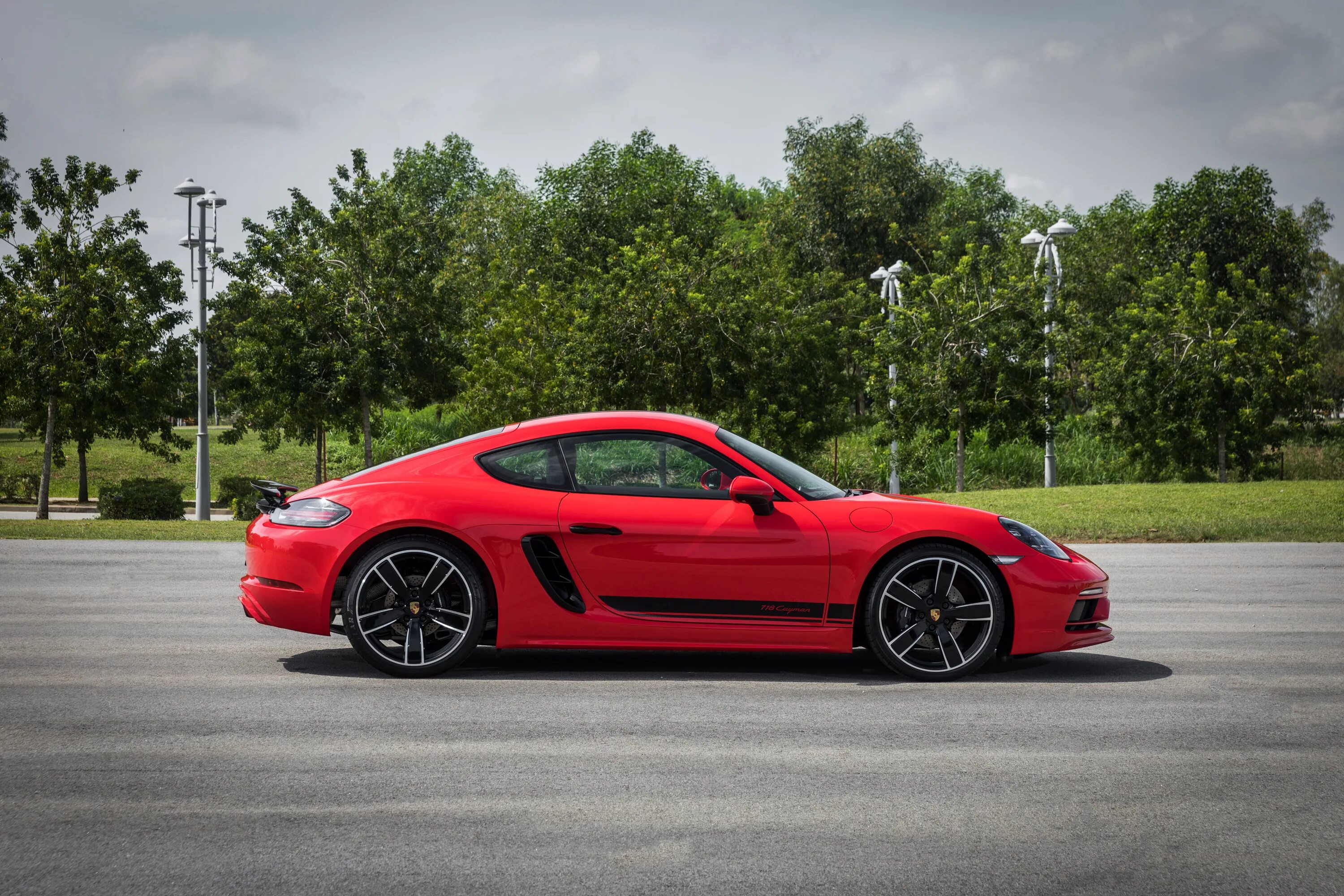 Порше Кайман 718. Porshe 718 Cayman. Cayman 718 2015. Porsche Cayman Lava Red. Порше 718 кайман