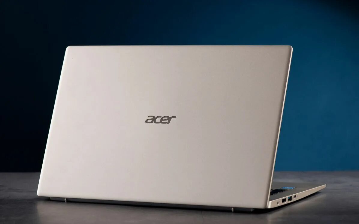 Ноутбук acer swift go 16. Acer Swift 1. Acer Swift 1 2021. Кожух для Acer Swift 1. Асер Свифт 1 бежевый.