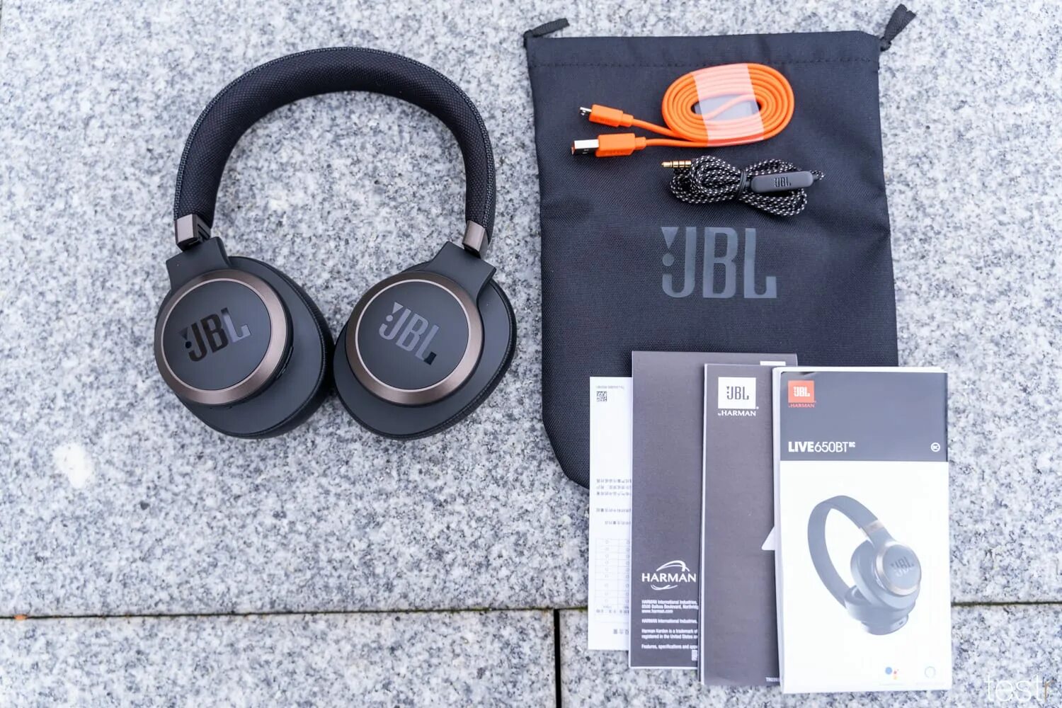 Jbl live 650. JBL 650btnc. Наушники JBL 650bt. JBL Earphone Live 650 NC. JBL JBL Live 650btnc.