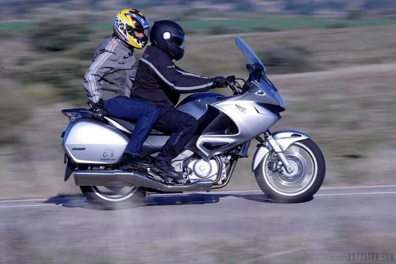 700й Девиль. Хонда Девиль 1999. Посадка на Honda Deauville. Nt700v Deauville чертежи.