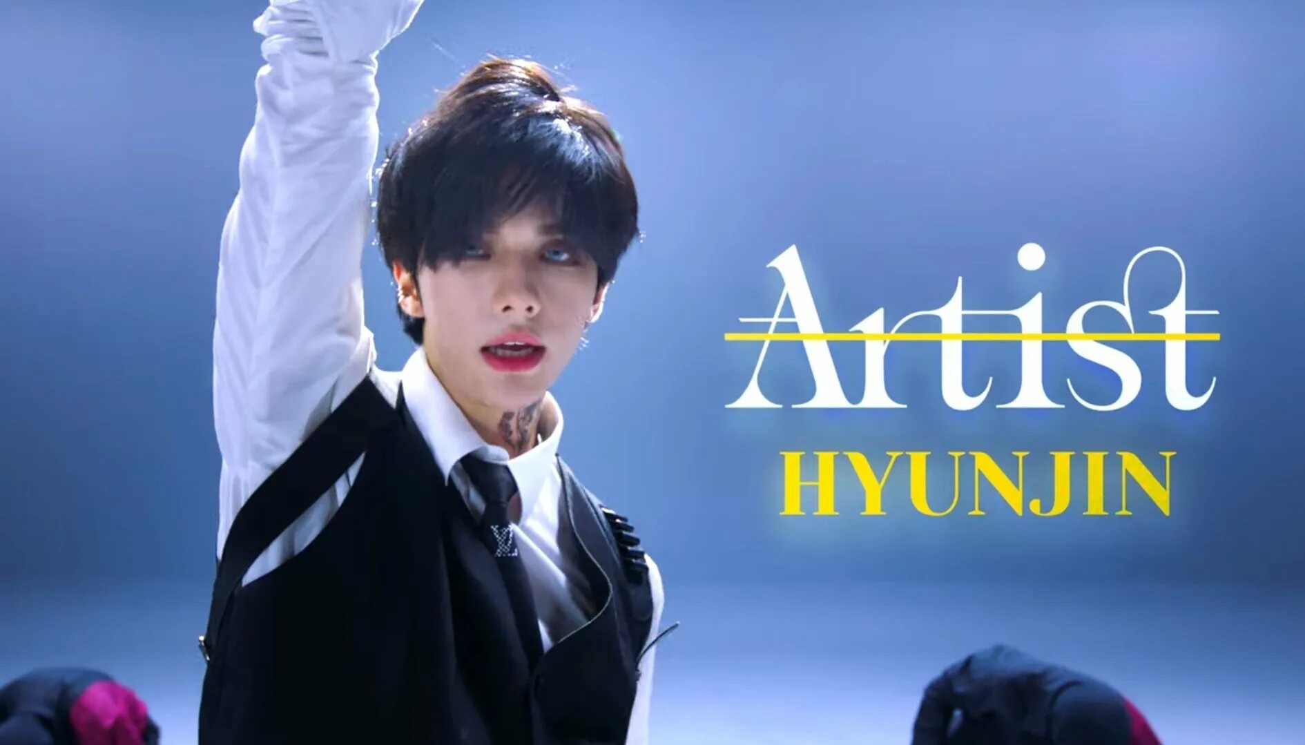 Обои stray kids эстетика на телефон техен. Stray kids hyunjin песня. Хёнджин ред лайтс. Хенджин stray kids. Stray kids hyunjin песня.