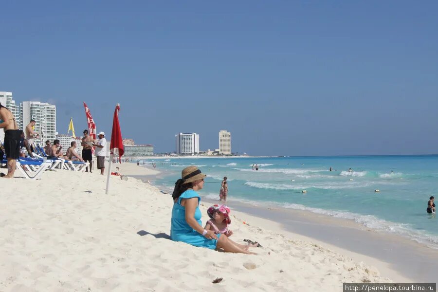 Cancun вывеска. Туры в мексику 2023. Путешествие своим ходом катя. Каникулы австралийки в канкуне. Австралийка провела каникулы в канкуне.