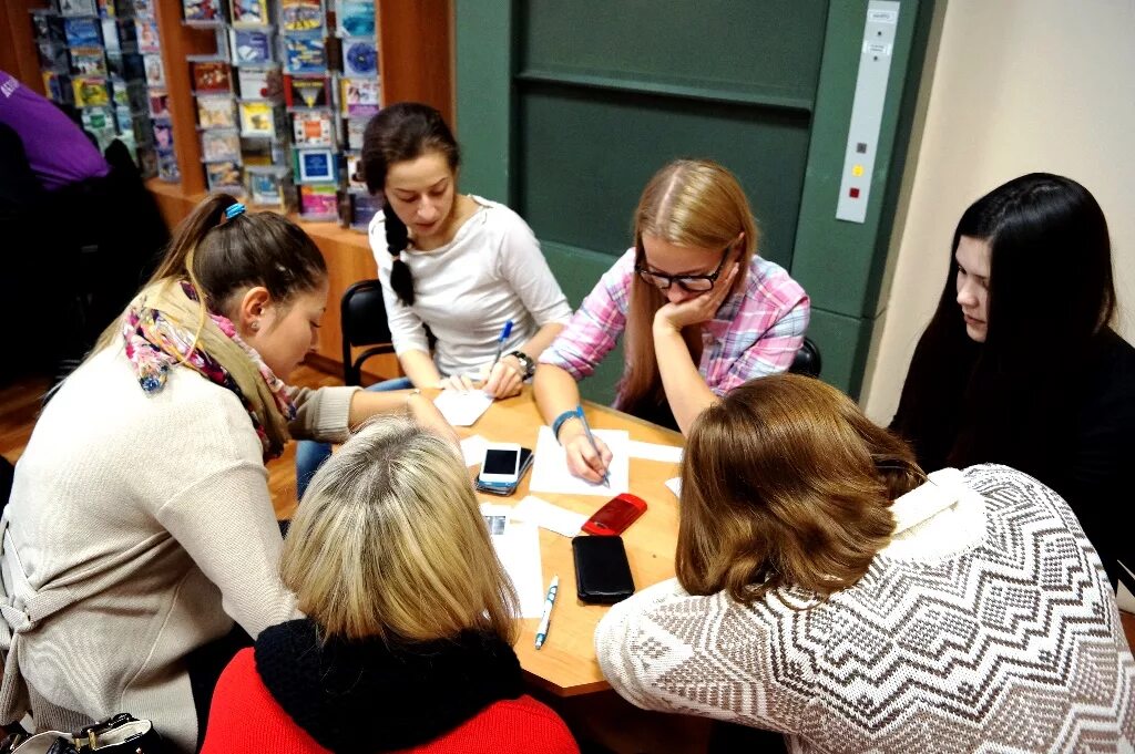 Круглый стол с родителями в детском саду. Собрание детских игр. Собрание детских игр. Родительское собрание в садике с детьми. Родительское собрание в детском саду в подготовительной группе.