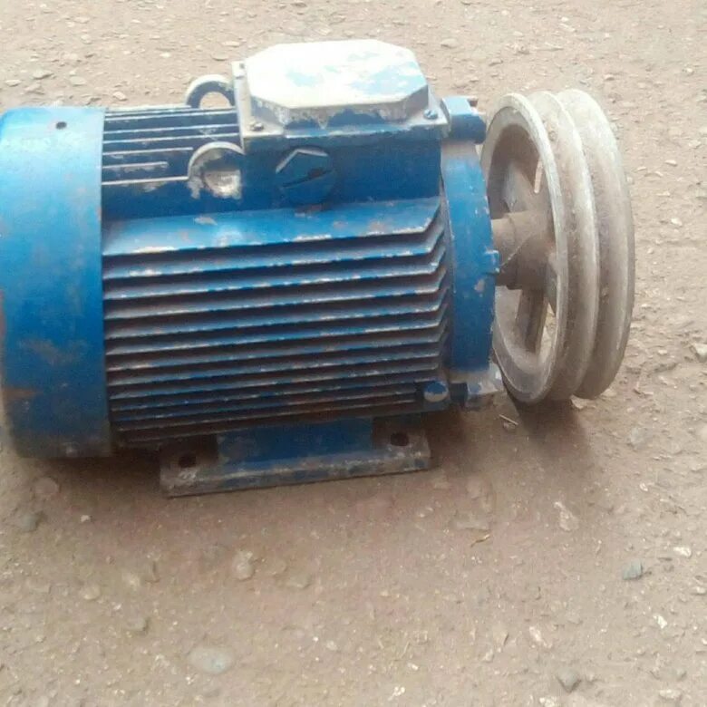 Электродвигатель 5аи 100 l2 5. 01. Электродвигатель аире 100s4. Аир160м4 18. Дм100l2 im2081 2,2квт 3000об/мин.