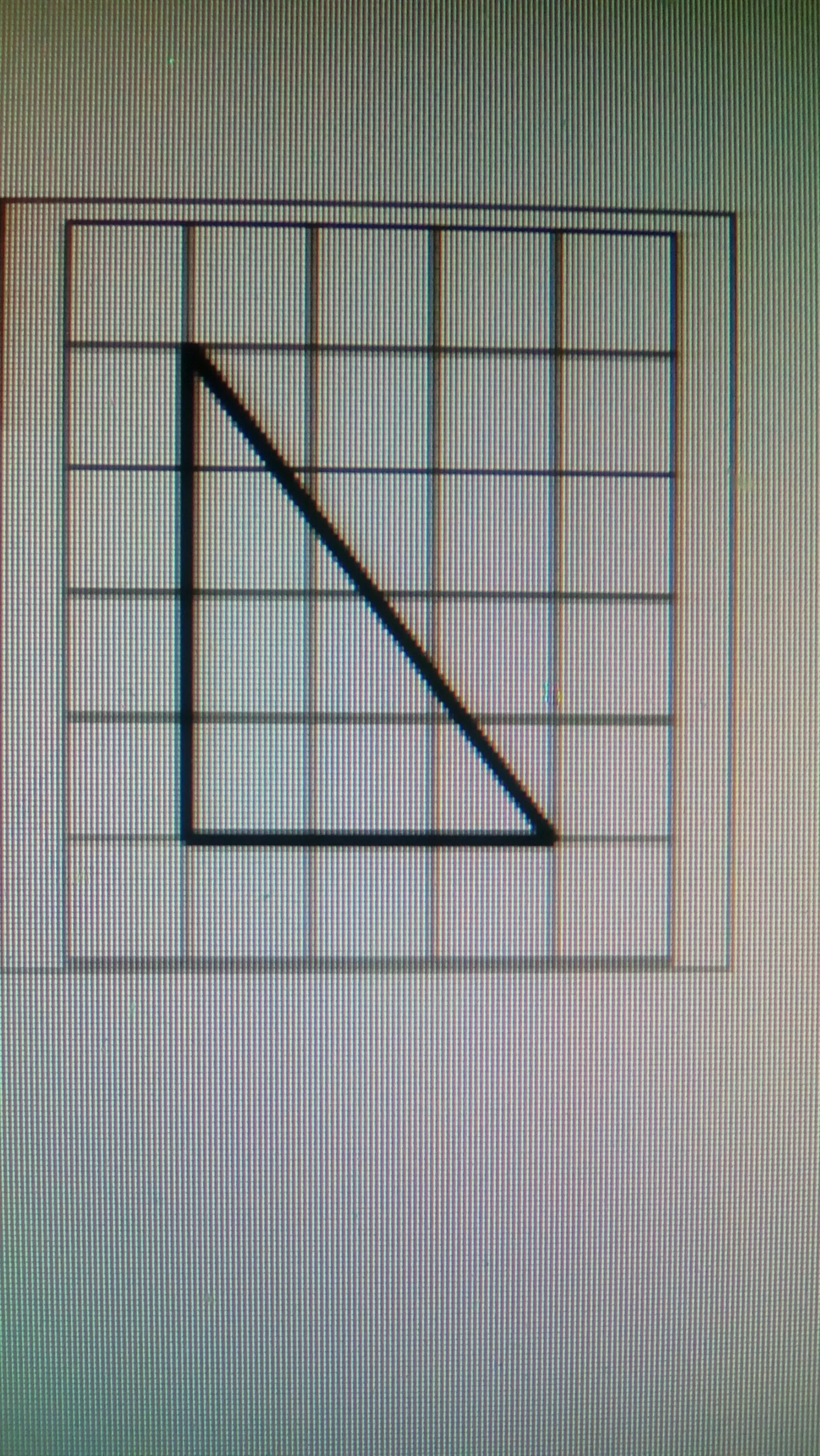 Прямоугольный треугольник на клетчатой бумаге. Клетчатая бумага. Прямоугольный треугольник на клетках. На клетсптоц бумагетс размером 1x1.