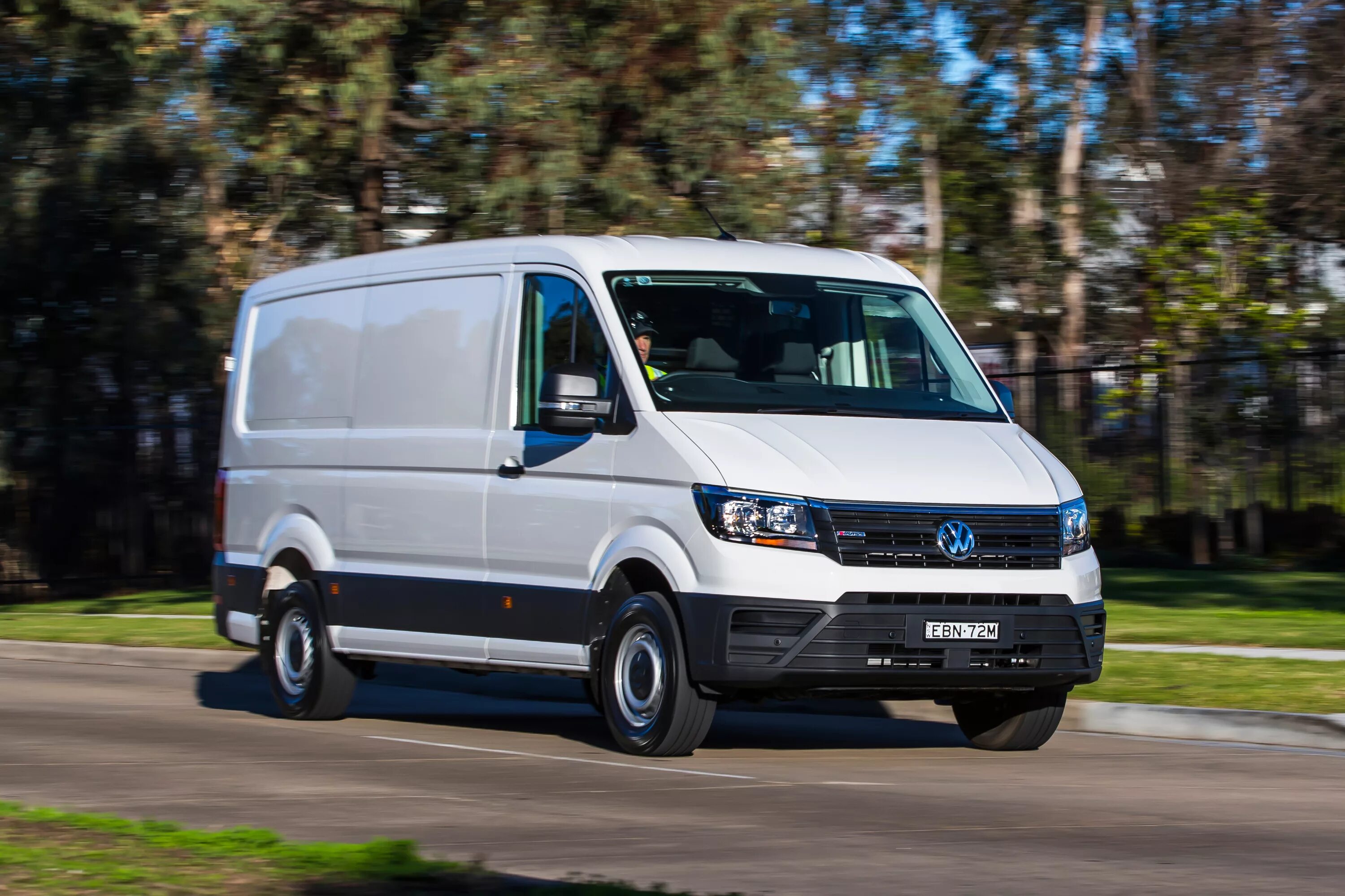 Volkswagen motion. VW Crafter 4motion. Фольксваген Крафтер 4 Motion. VW Crafter 4[4. Крафтер 2019 4х4.