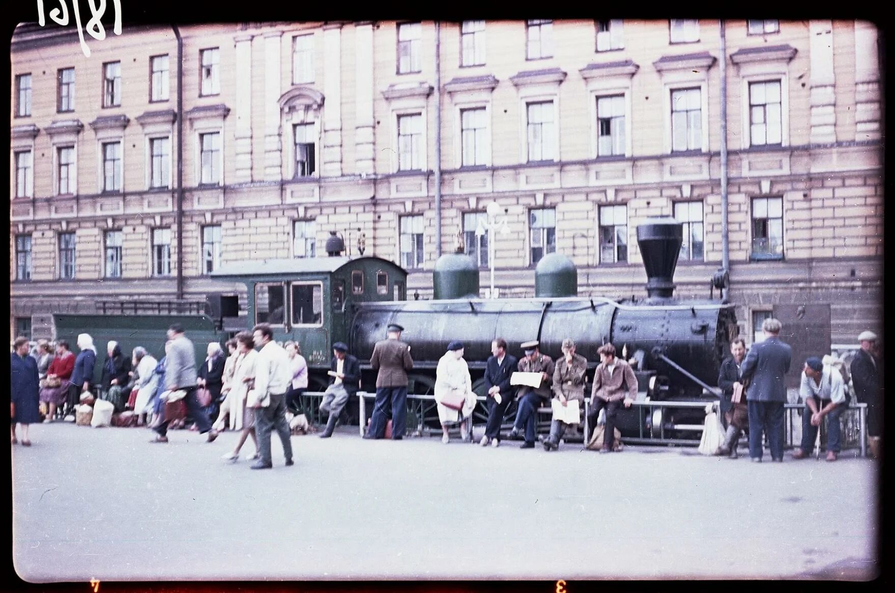 Ленинград большая и толстая