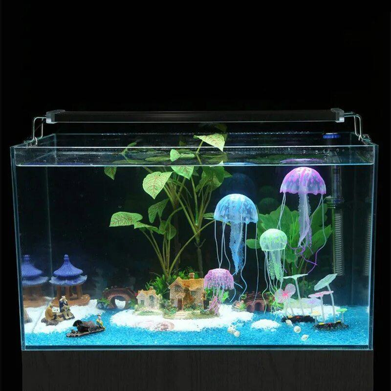 Медуза живая купить. Аквариум (Fish Tank) 2009. Аквариум с искусственными рыбками. Медуза в аквариуме искусственная. Аквариум с медузами.