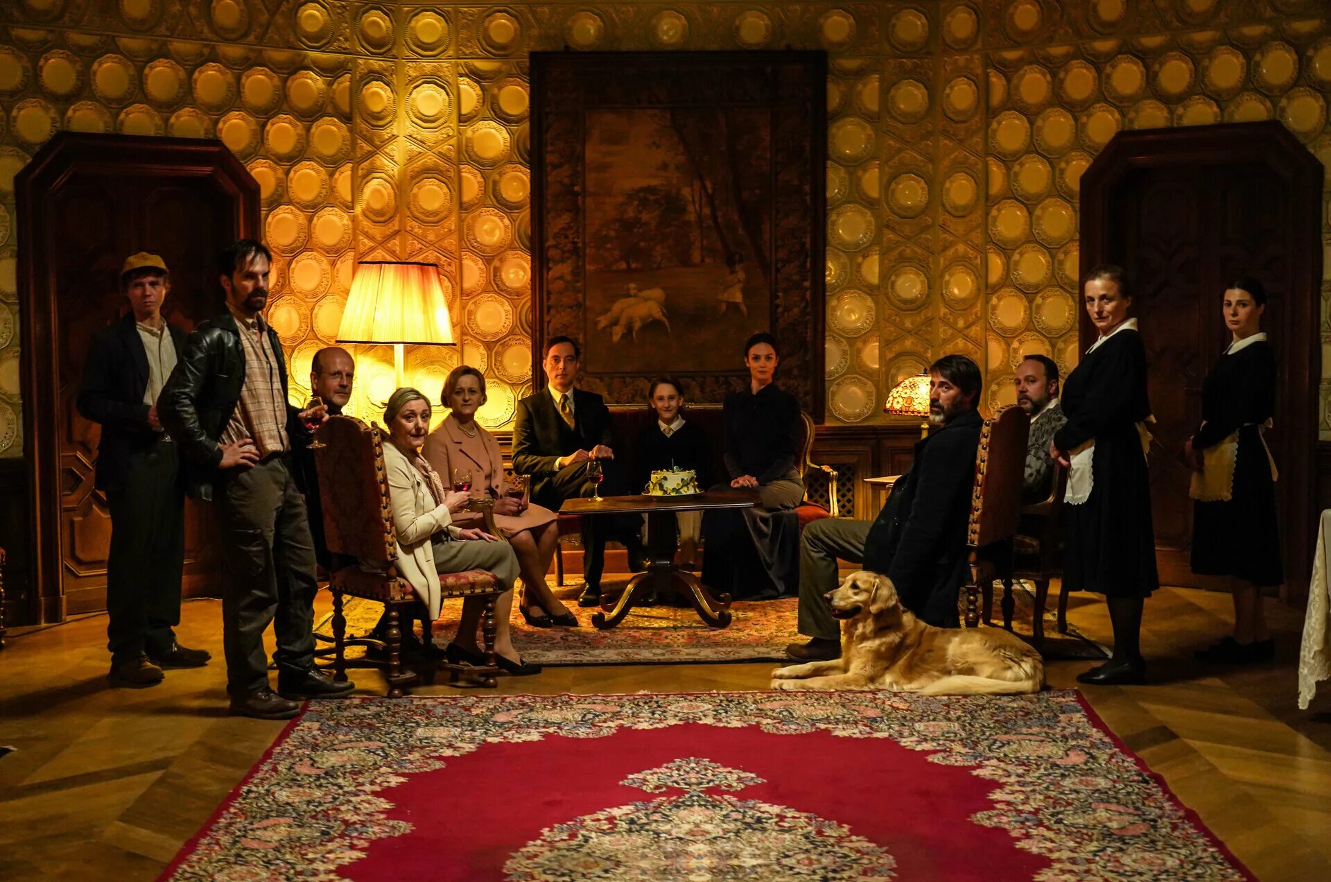 русский сериал про секту в школе. секта фильм 2019. фриц кирш дети кукурузы 1984. самайн сериал. The nest il nido 2019 фильм.