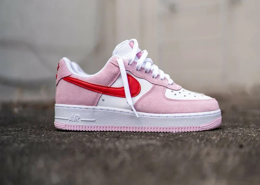 Nike Air Force 1 Low “Valentine’s Day” 2023. Nike af1 розовые. Nike Air Force 1 Valentine's Day 2023. Nike Air Force 1 07 QS Valentine's Day. Air force 1 low valentine s day