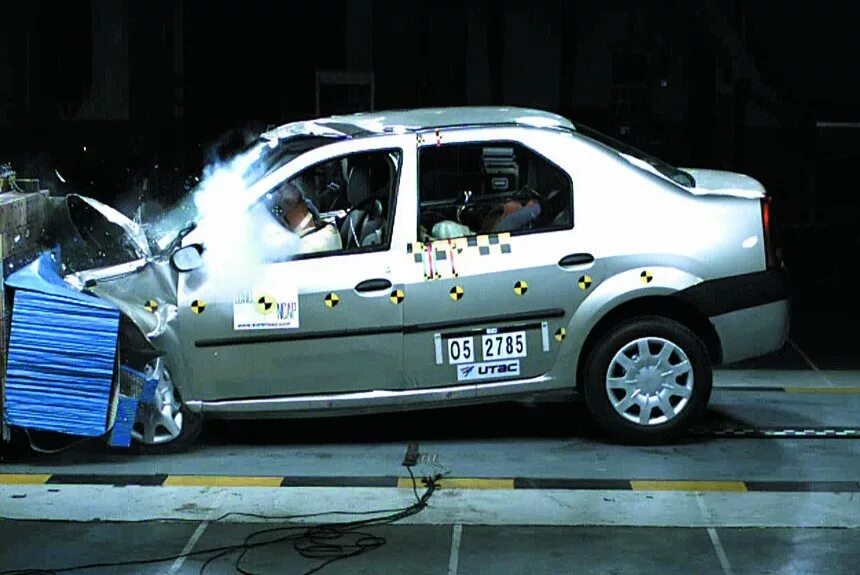 Краш тест sl500. Ваз 2109 euro ncap. Маруся б2 авария. Краш тест вольво. Краш тест лада ваз калина.