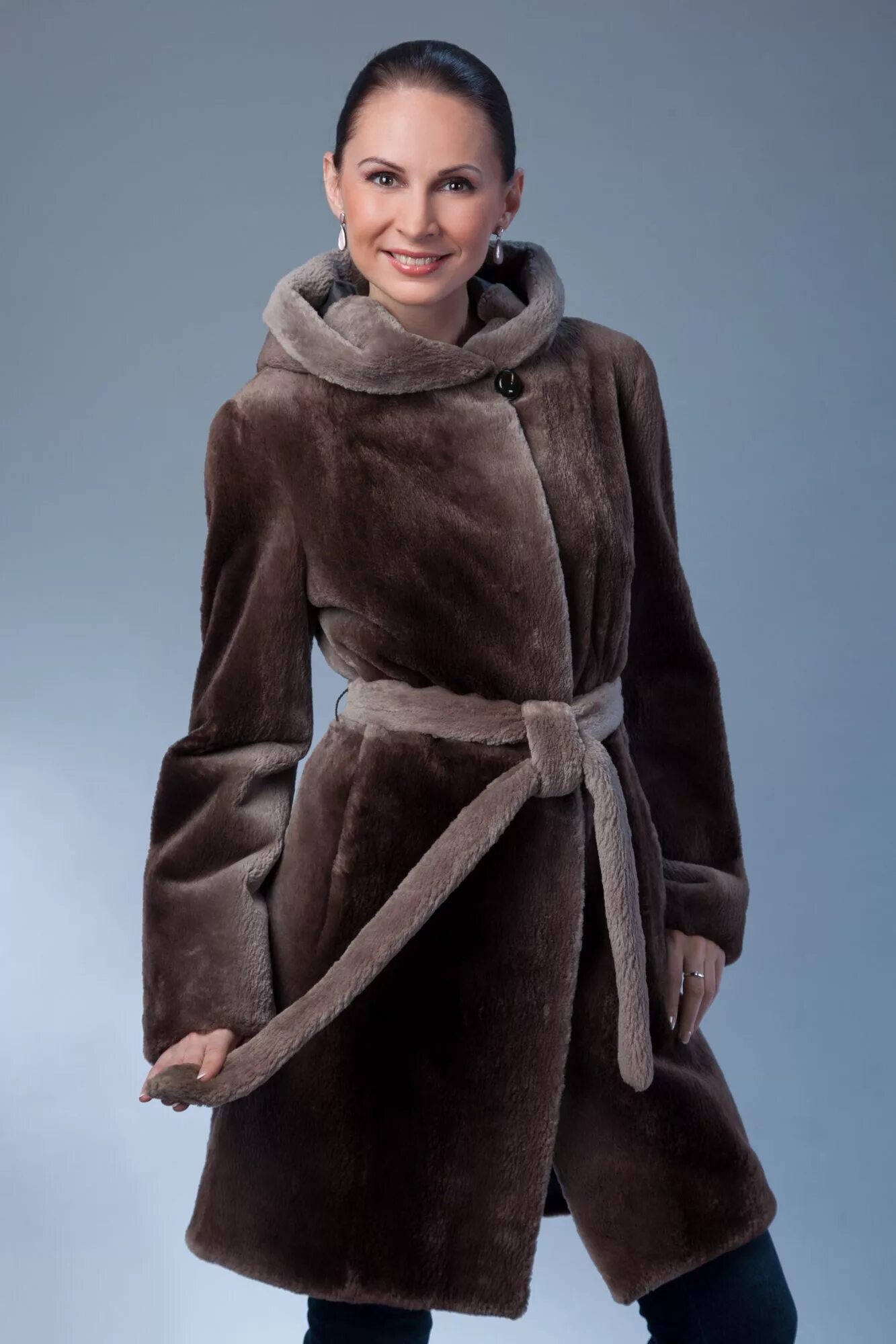 шуба мелита канадский бобер. шуба из бобер. бобр стриженный. бобр стриженный. шуба из бобра стриженного.