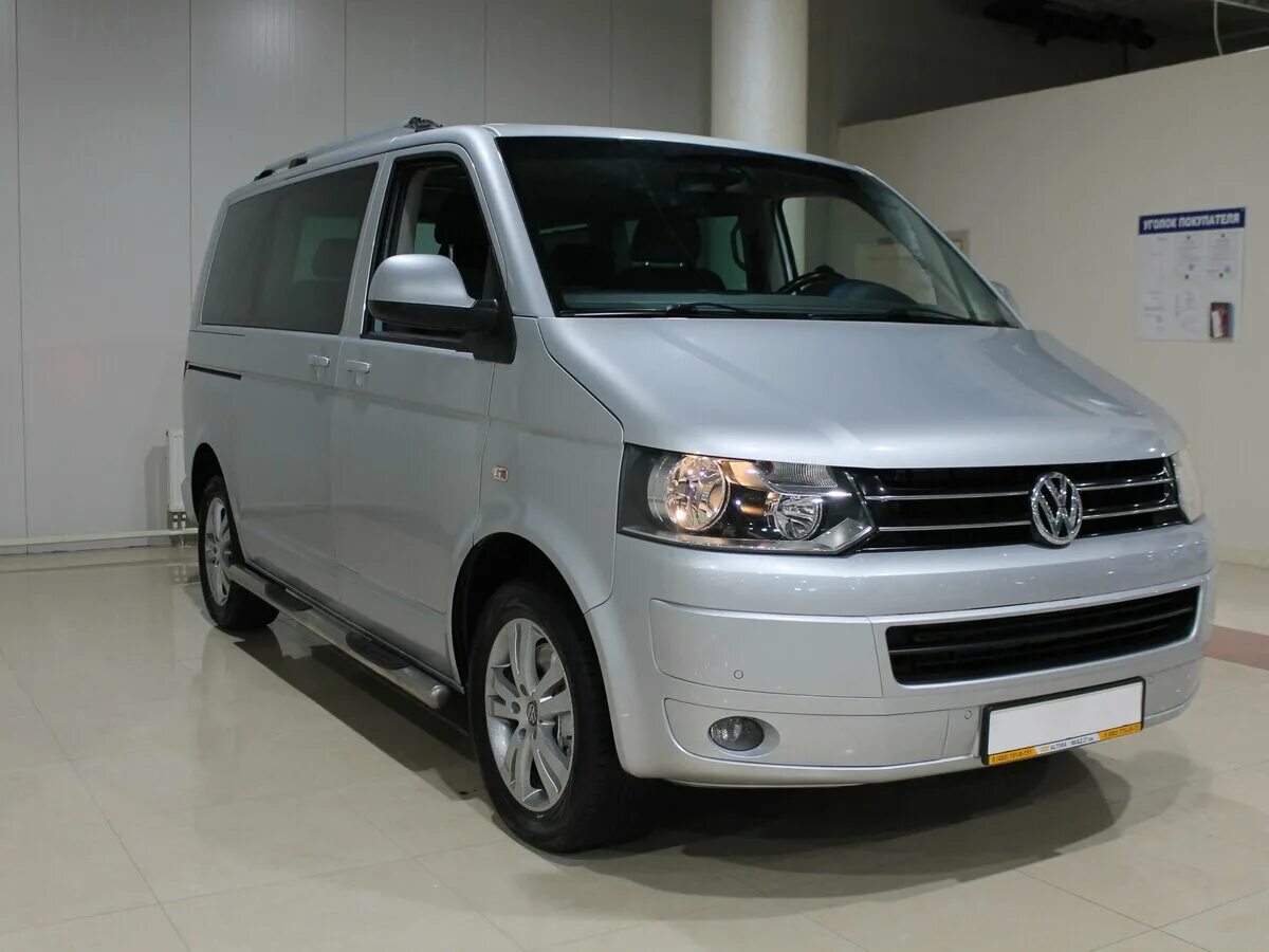 Vw caravelle t5. Volkswagen Caravelle t5 Рестайлинг. Фольксваген Каравелла т5 Рестайлинг. Фольксваген Каравелла 2010. Volkswagen Caravelle t5 Рестайлинг 2.