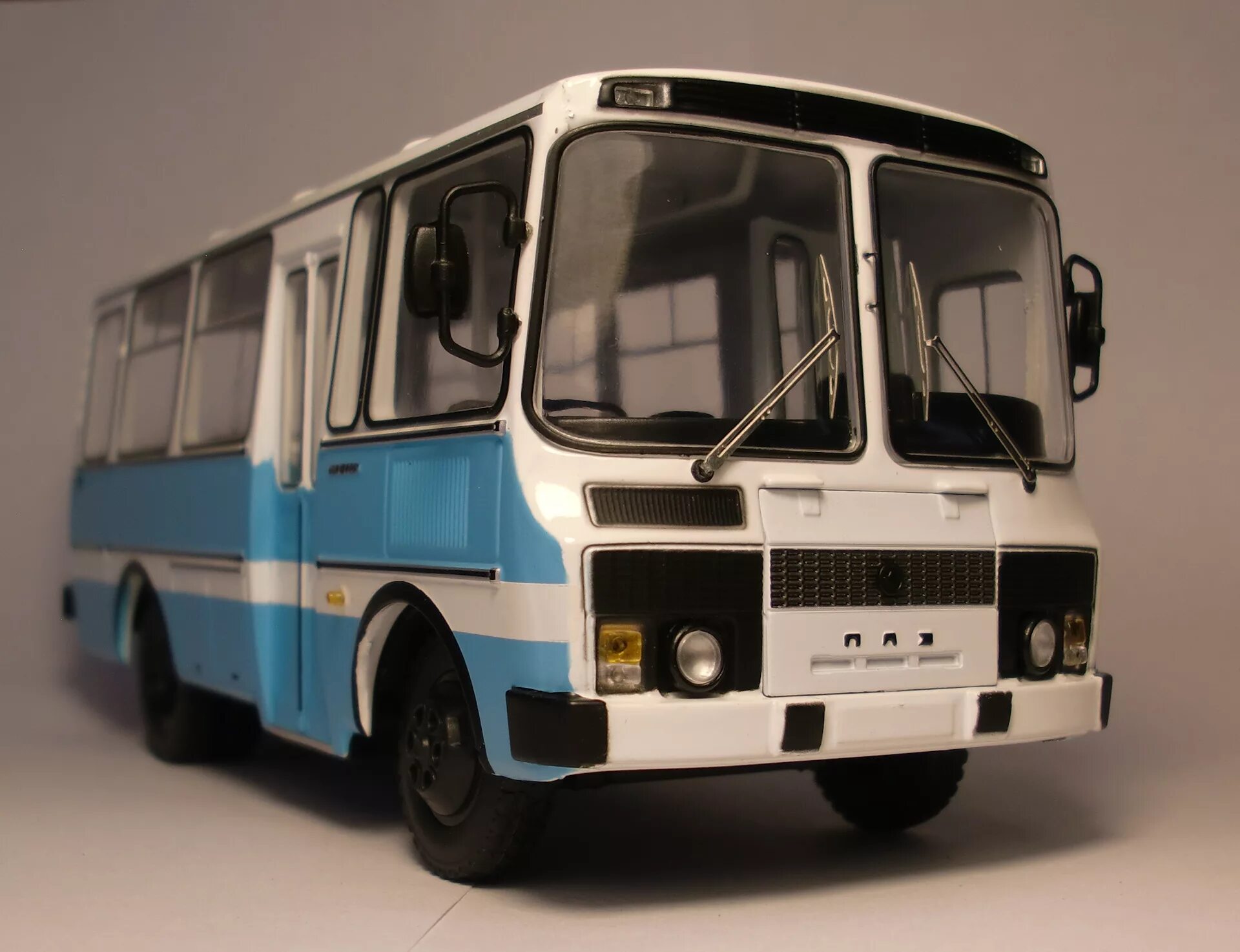 Модели автобуса паз. ПАЗ-3205 автобус. ПАЗ 3205 Советский. ПАЗ 3205 1989. ПАЗ 3205 Пригородный.