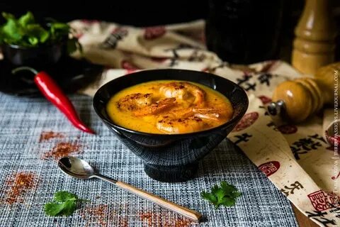 Тыквенно кокосовый суп с креветками