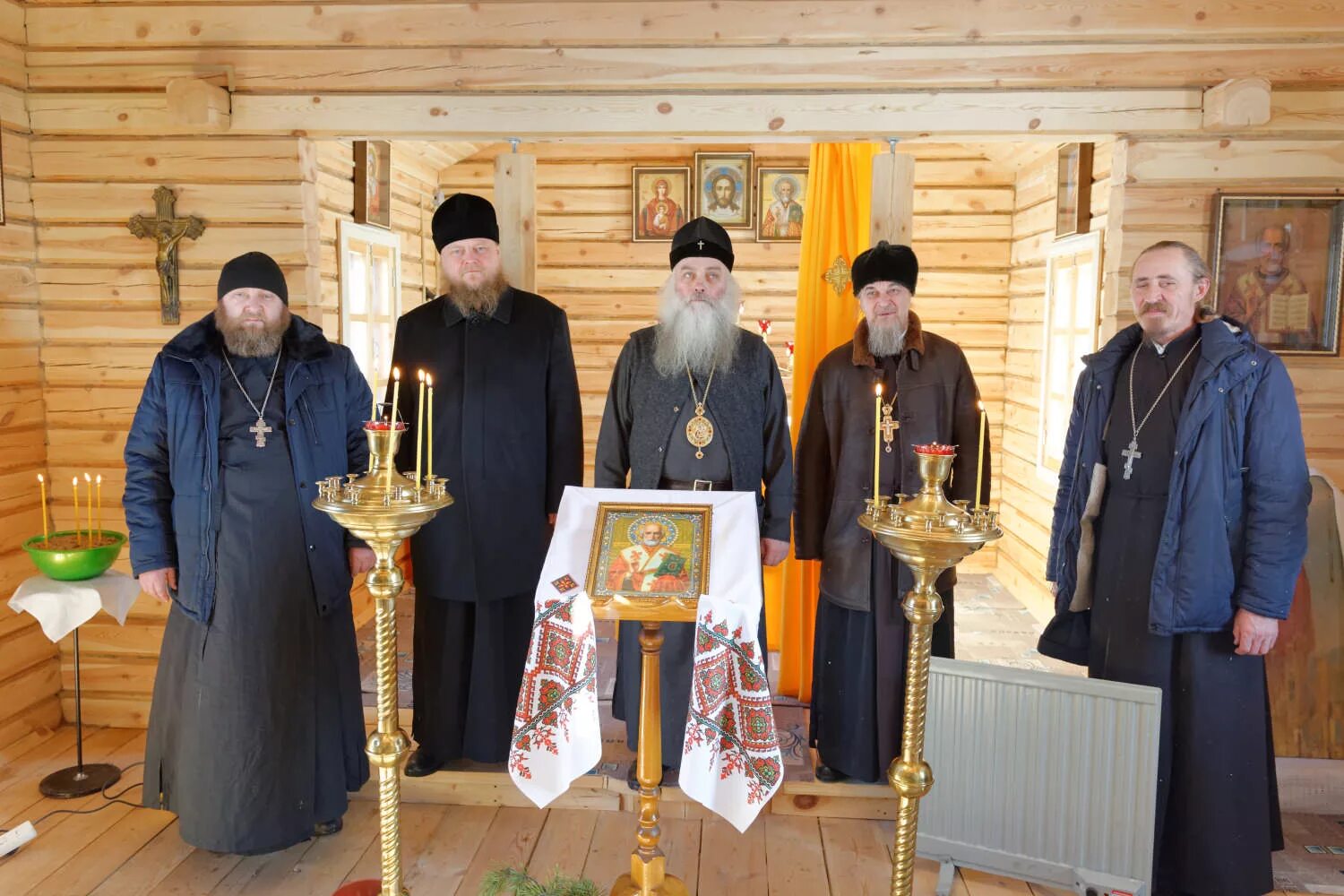 Погода лаптев лог алтайский край. Храм село Угловское Алтайский край. Село Лаптев Лог. Озерно Кузнецово Угловский район Алтайский край. Село Озерно Кузнецово Алтайский край Угловский.