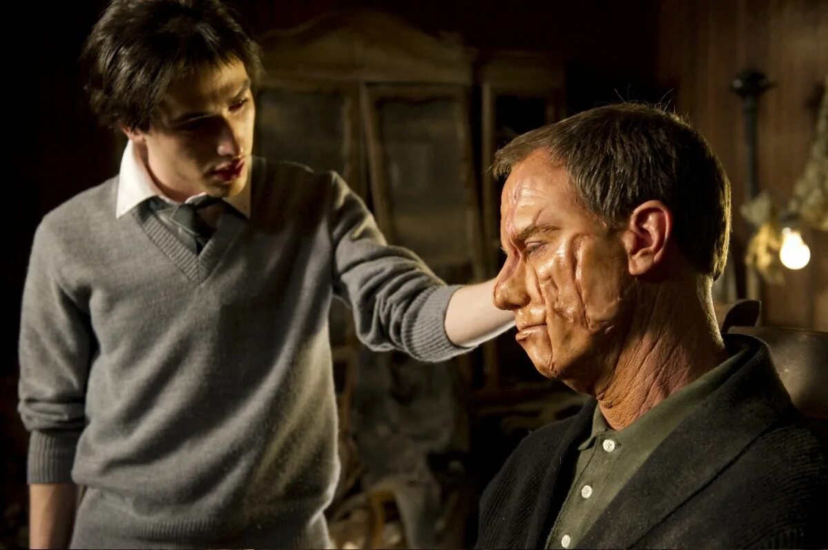 Братья илья и станислав костевы. Два брата убийцы. Два брата убийцы. Детектив аутист. Станислав и илья костевы беларусь.