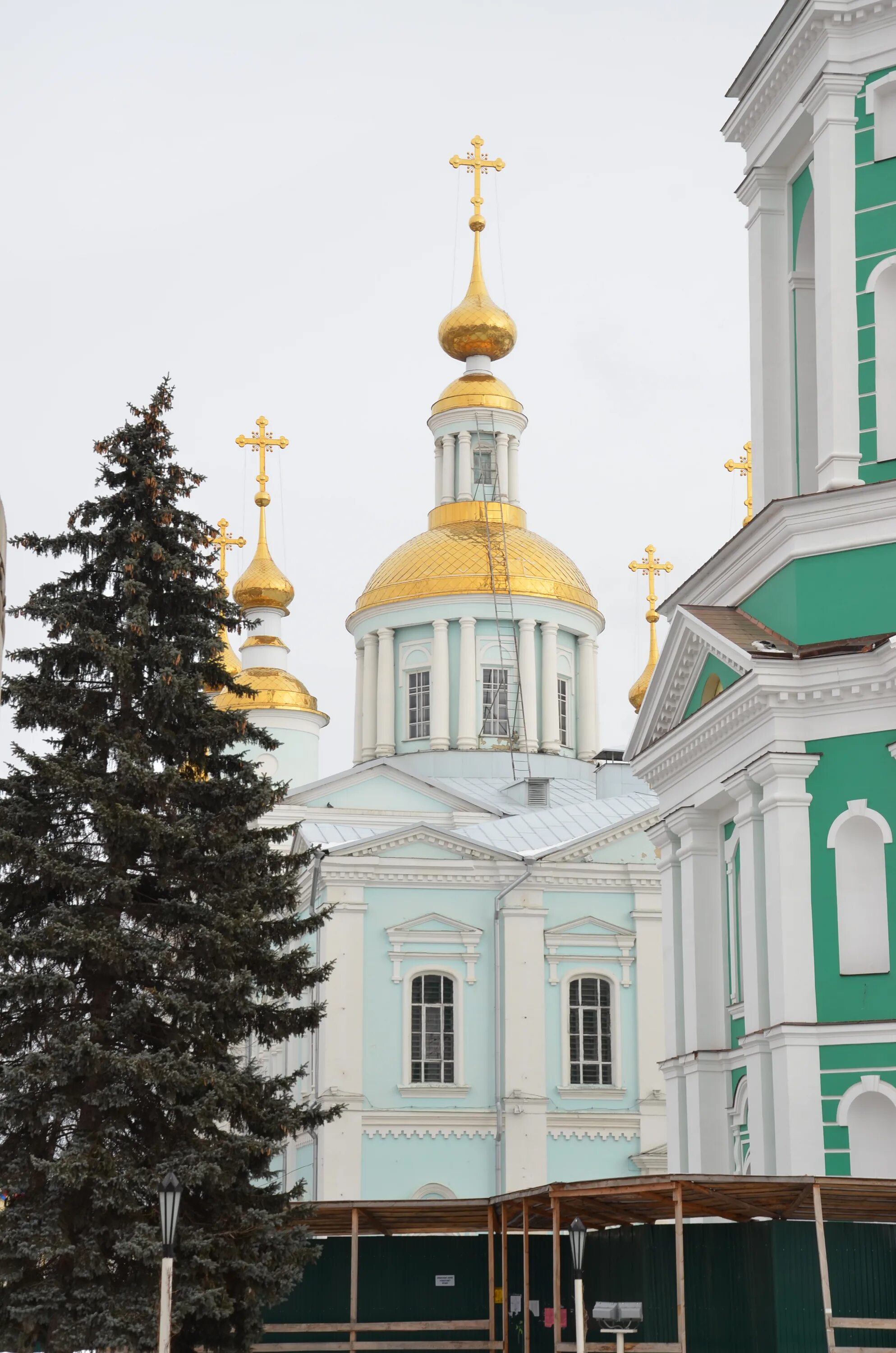 Преображение тамбов сайт. Спасо-преображенский собор тамбов. соборная площадь тамбов. соборная площадь 4 тамбов. тамбов церковь на центральной.