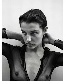 Zoe Jade - Female Fashion Models - Bellazon