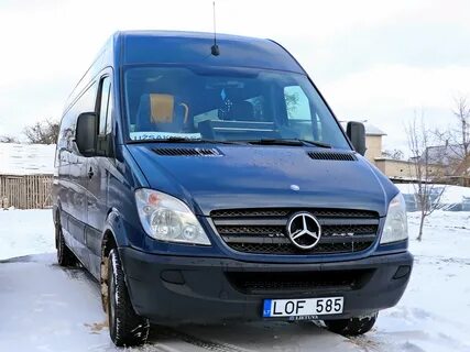 Автобус 585