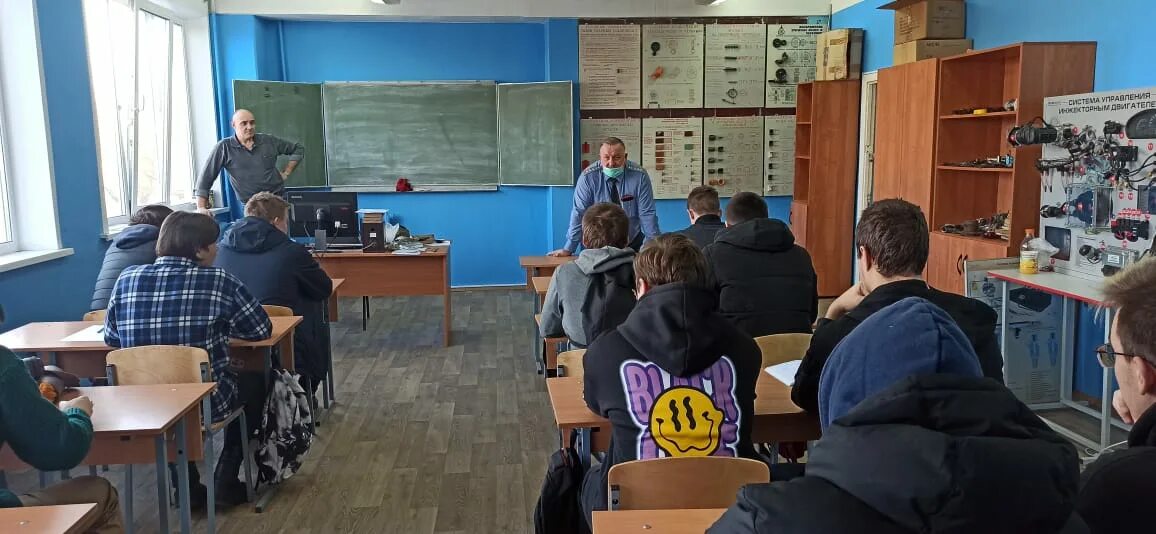 Верхнеднепровский технологический техникум. Ктт 19. Школа техникум севастополь. Ктт 19. Ктт 19.