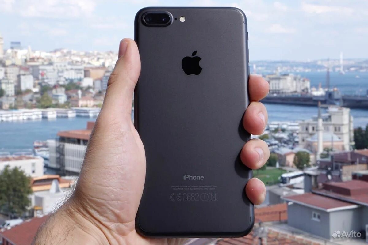 Скажи 7 плюс 7. Iphone 7 Plus. Айфон 7 плюс Блэк. Iphone 7 Plus 32. Iphone 7 Plus черный.