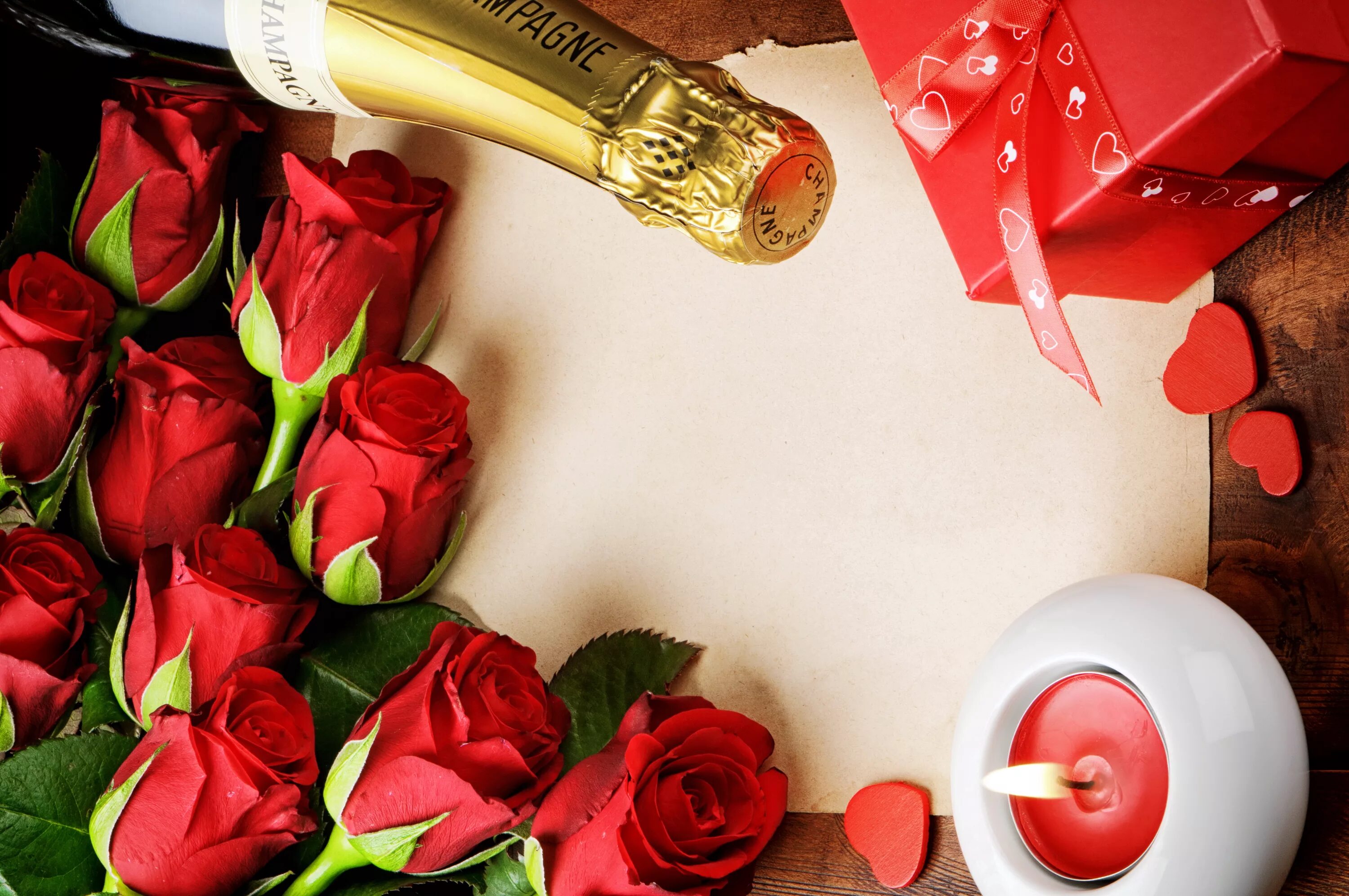 Картинки с днем рождения жене. Цветы и шампанское. Шампанское и розы. Розы красные букеты шампанское. С днём рождения любимая.