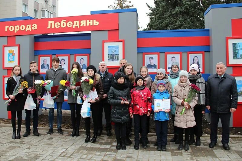 киро курский институт. день россии в лебедяни 2021 год. численность населения г лебедянь липецкой области. лебедянь сош 2 директор. мэр города лебедянь.