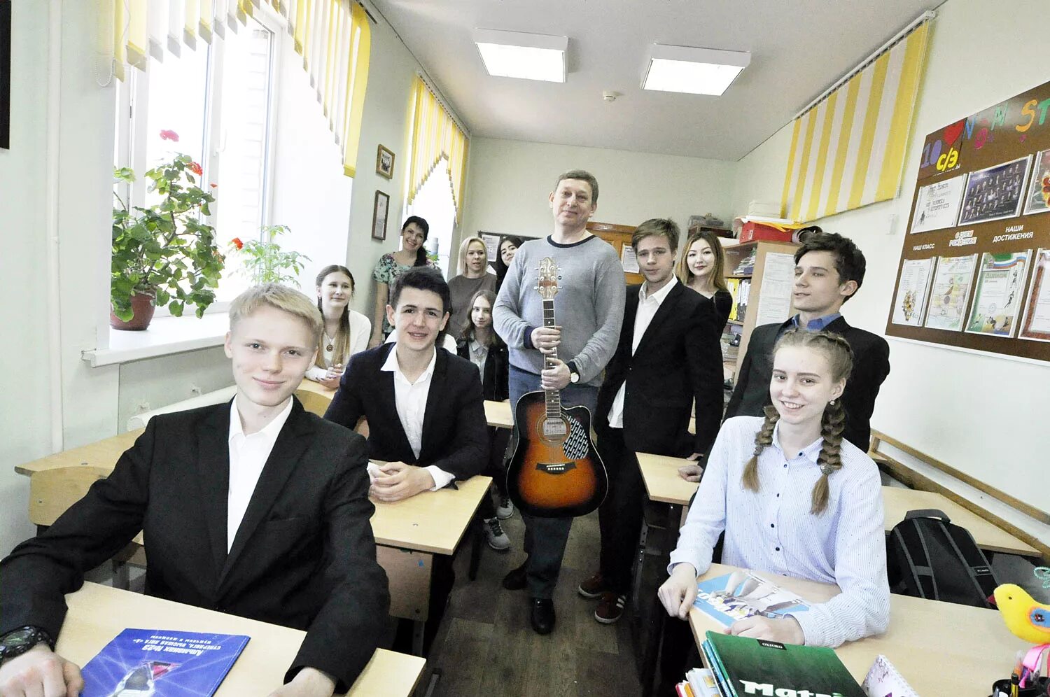 Лицей 7 оренбург. Лицей 2 оренбург. Сайт лицея 3 оренбурга. Лицей 5 оренбург. Пикетная 63 оренбург лицей 9.