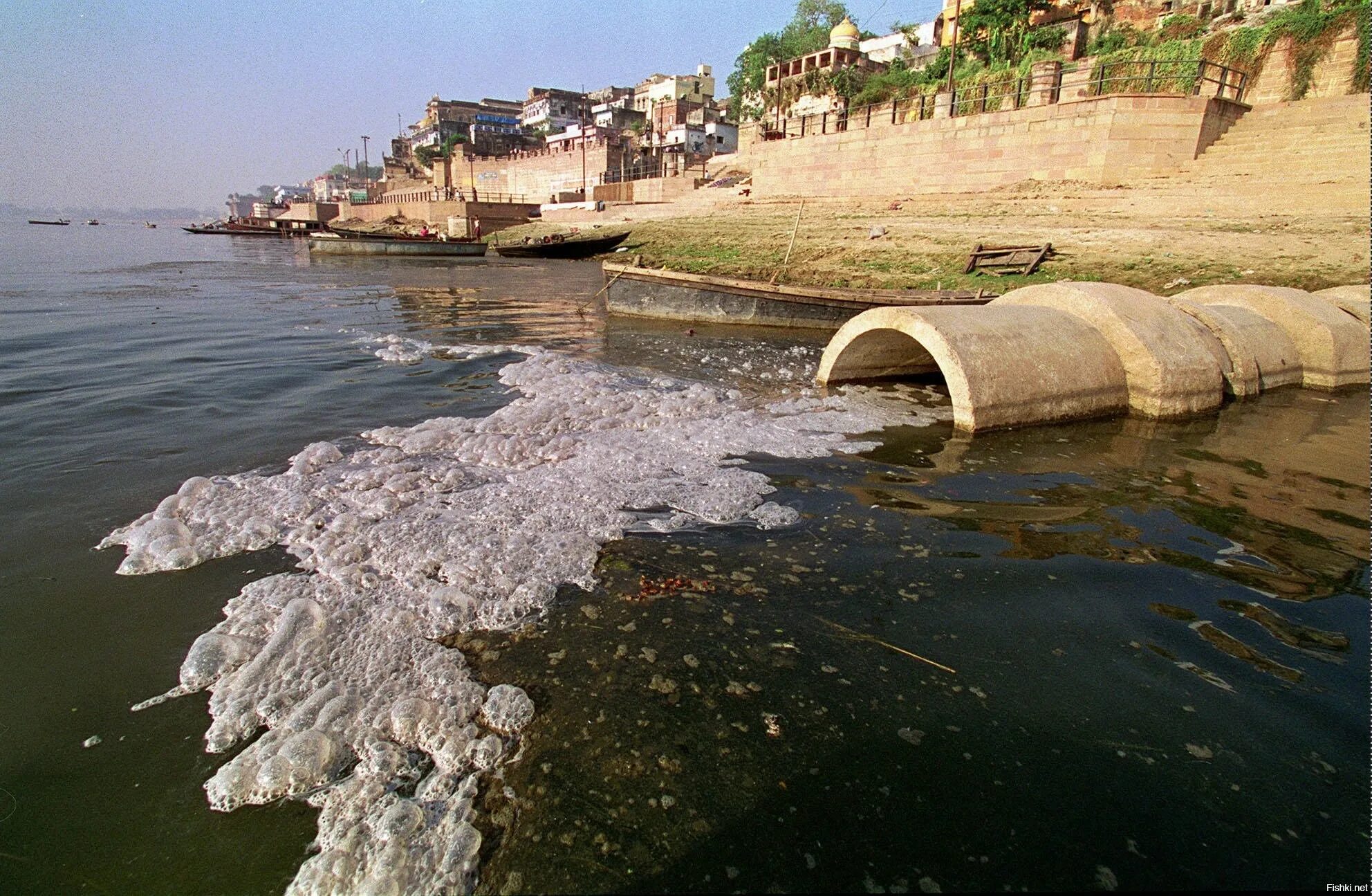 Загрязнение водоемов. Сточные воды в море. Сточные воды загрязнение воды. Промышленные сточные воды. Токсичность сточных вод