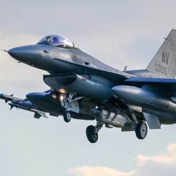 Истребители f 16 это. Истребители f 16 это