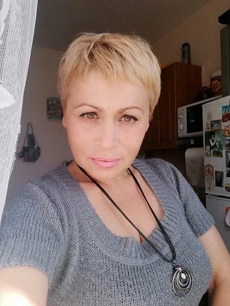 Девушки большой камень. Фотосессия девушка на камнях. Лена большой камень. Женщины большого камня. Девушки г большой камень.