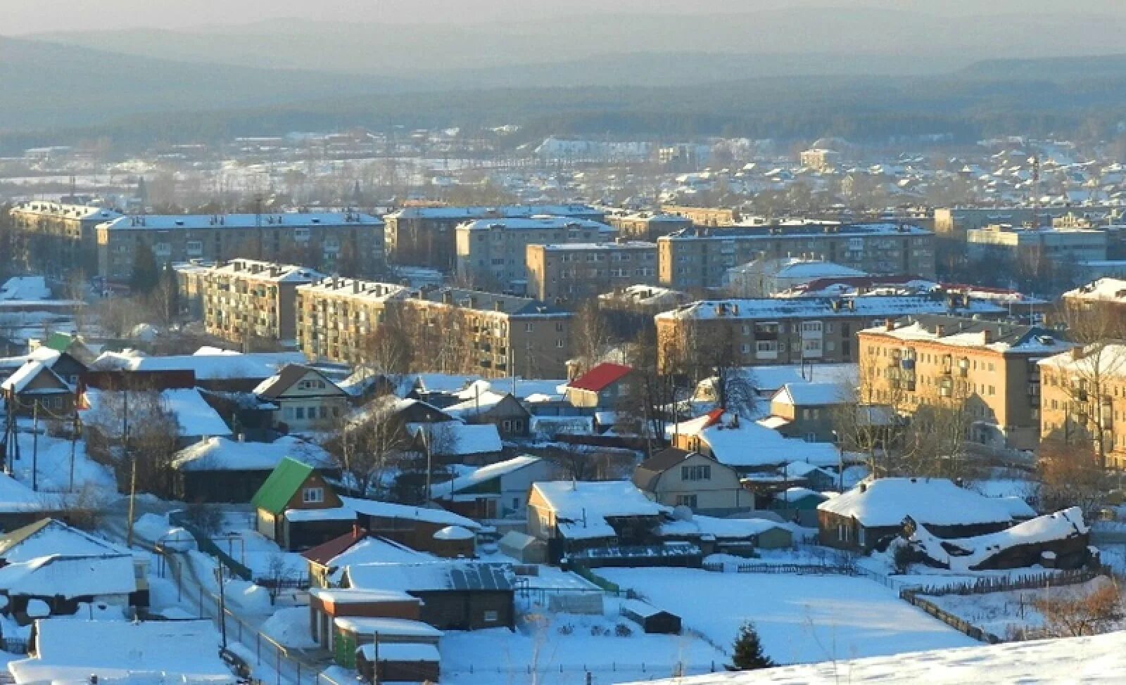 Верхнеуфалейский городской округ челябинской области. Верхний Уфалей Челябинская область. Верхний Уфалей зимой. Виды верхнего Уфалея. Город верхний Уфалей Челябинской области.